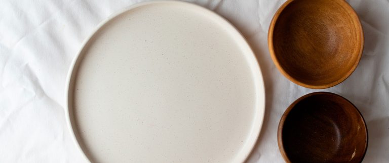 Do a deep dive into the pots and pans Dumm Text