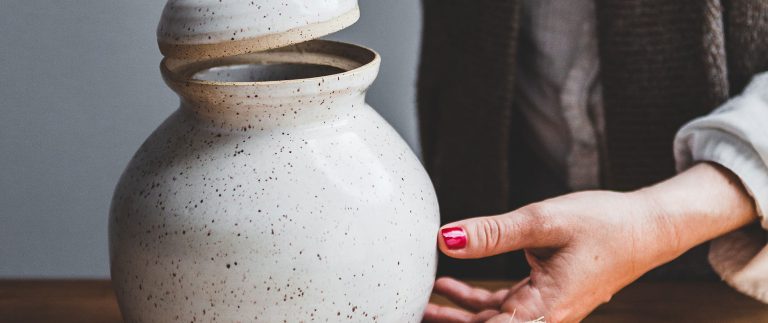 Only the best ways to sculpt pottery