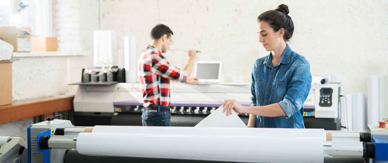 Design Pitching: Crafting Proposals That Clients Can’t Refuse