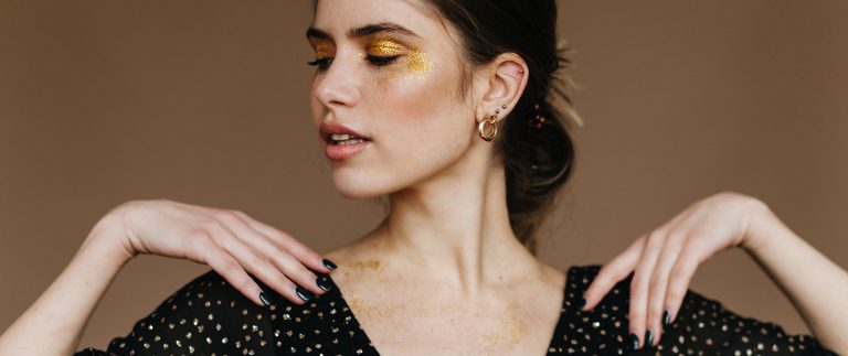 How to Clean Precious Jewelry at Home